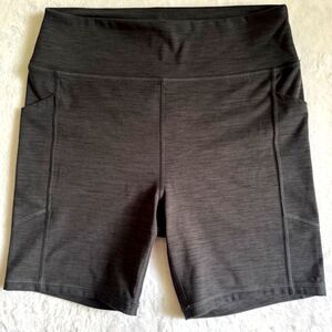 AE Womens Size L Gray Yoga Workout Shorts High Rise Wide Waistband Pockets READ